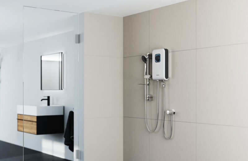 Máy tắm nước nóng - Thiết bị cần thiết cho những ngày mưa gió