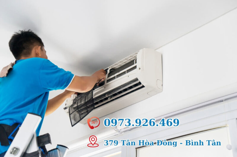 Vệ sinh máy lạnh