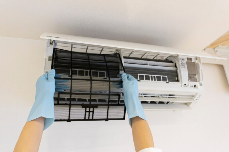 Vệ sinh máy lạnh quận 10